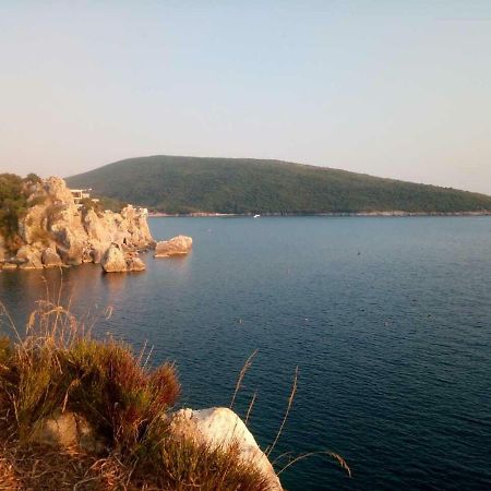 Darinka Aparthotel Улцин Екстериор снимка