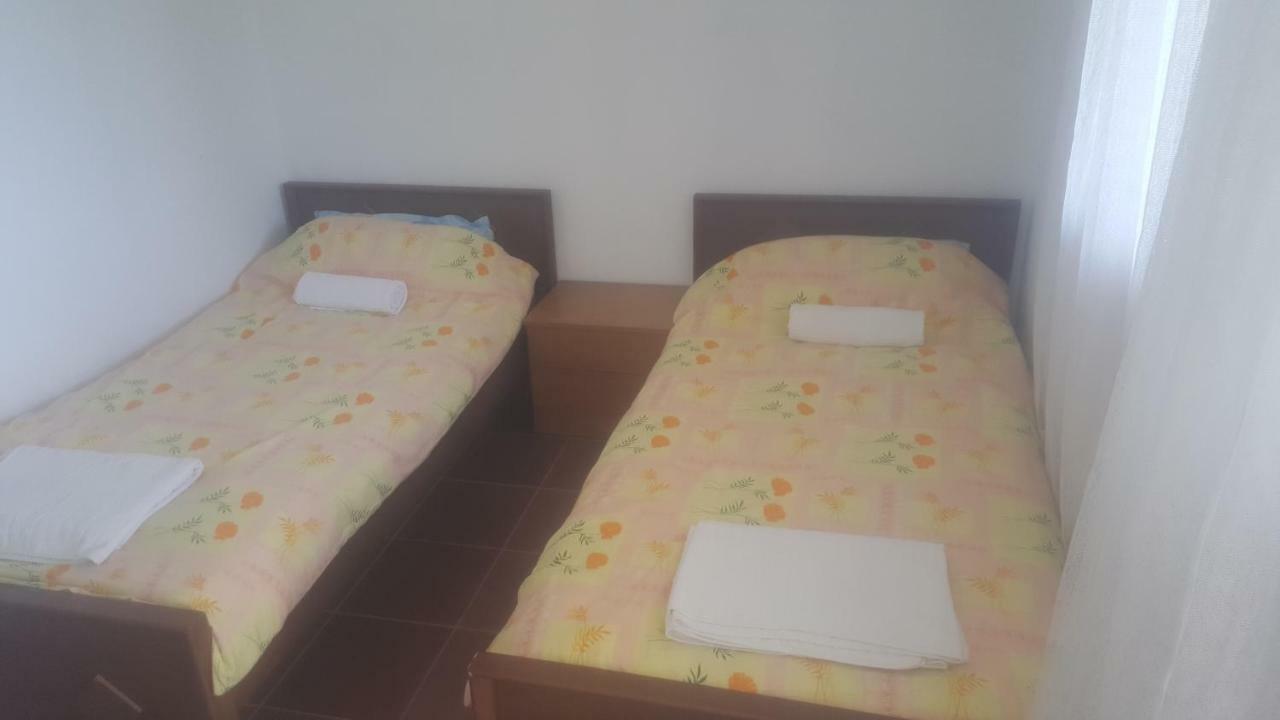 Darinka Aparthotel Улцин Екстериор снимка