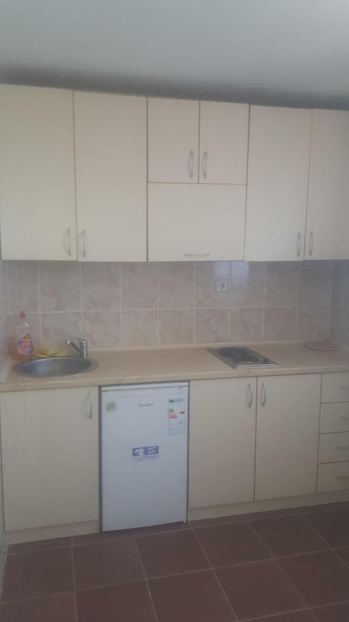 Darinka Aparthotel Улцин Екстериор снимка